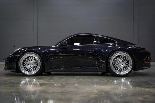 2025 Porsche 911 Carrera