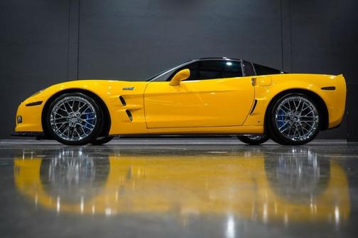 Yellow 2009 Chevrolet Corvette ZR-1