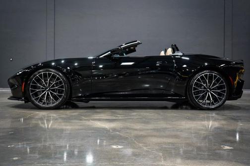 2023 Aston Martin Vantage FREE NATIONWIDE ENCLOSED DELIVERY!