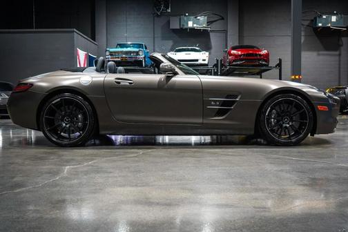2012 Mercedes-Benz SLS AMG Base