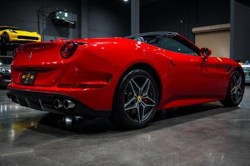 2015 Ferrari California T