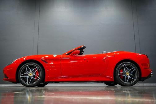 2015 Ferrari California T