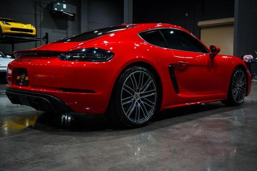 2025 Porsche 718 Cayman GTS 4.0