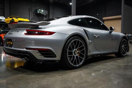 2019 Porsche 911 Turbo S