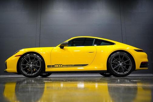 2023 Porsche 911 Carrera T