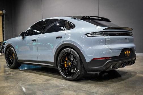 2024 Porsche Cayenne Turbo GT