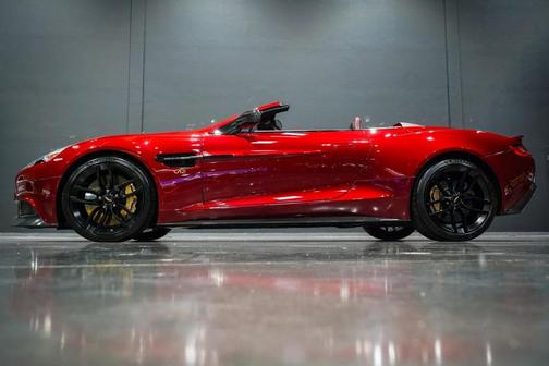 2015 Aston Martin Vanquish Volante