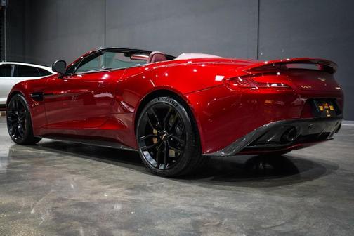 2015 Aston Martin Vanquish Volante