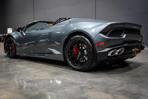 2019 Lamborghini Huracan LP580-2S