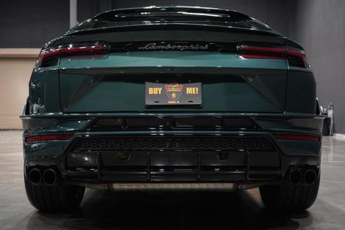 2023 Lamborghini Urus S