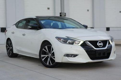 White 2018 Nissan Maxima 3.5 SL