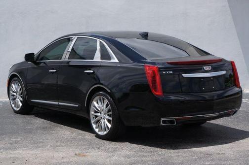 2016 Cadillac XTS Premium Collection