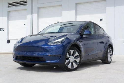 Blue 2023 Tesla Model Y Long Range