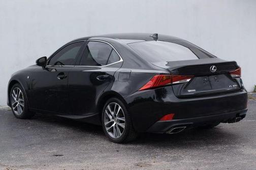 2018 Lexus IS 300 Base
