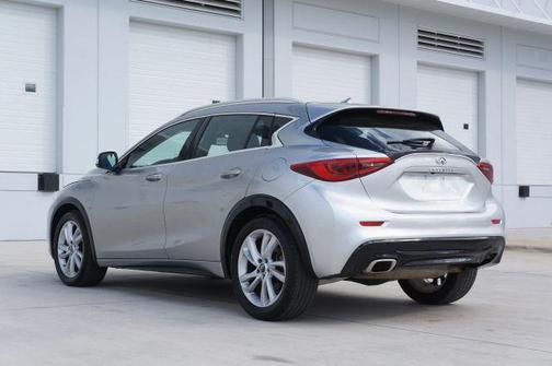 2019 INFINITI QX30 Luxe