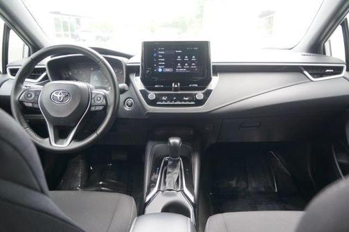 2023 Toyota Corolla Hatchback SE