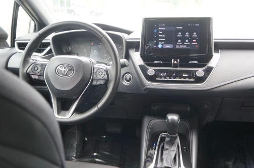 2023 Toyota Corolla Hatchback SE