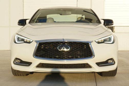 2019 INFINITI Q60 3.0t LUXE