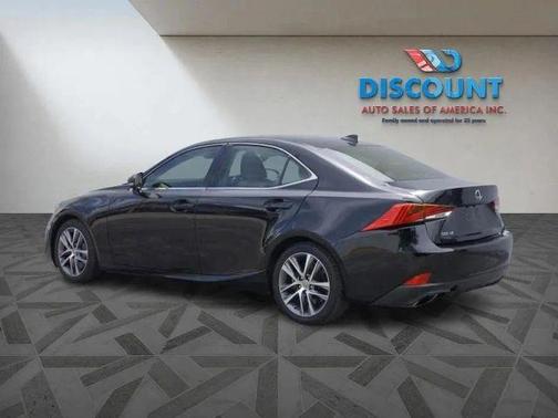 2018 Lexus IS 300 Base