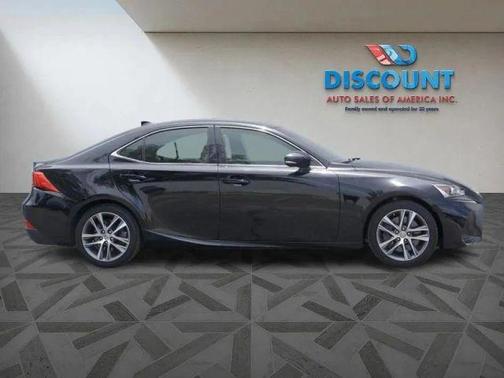 2018 Lexus IS 300 Base