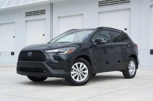 2025 Toyota Corolla Cross LE