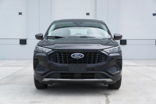 2023 Ford Escape Base