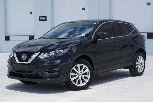 2022 Nissan Rogue Sport S