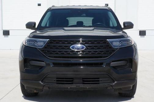 Black 2022 Ford Explorer XLT