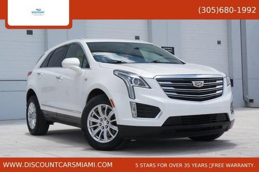 White 2019 Cadillac XT5 Base