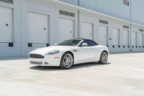 2011 Aston Martin DB9 Volante