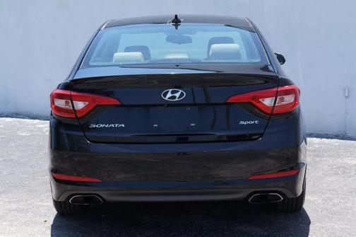2017 Hyundai SONATA Sport