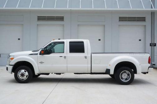 White 2016 Ford F-350 Platinum