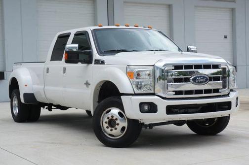 White 2016 Ford F-350 Platinum
