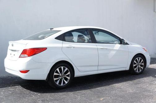 Century White 2015 Hyundai Accent GLS