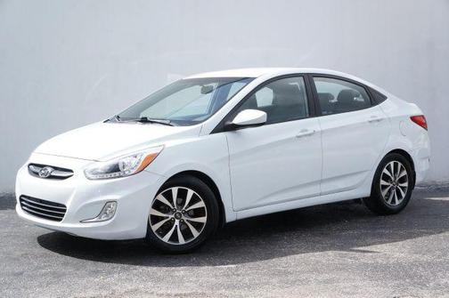 2015 Hyundai Accent GLS
