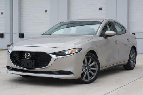 Platinum Quartz Metallic 2023 Mazda Mazda3 FWD w/Select Package