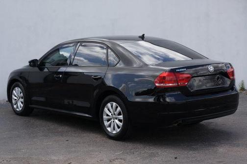2014 Volkswagen Passat 2.5L S