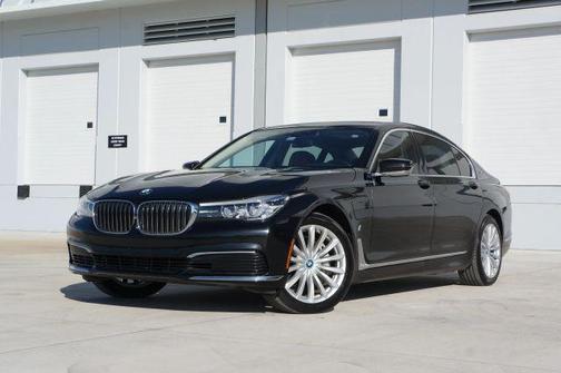 2019 BMW 740e xDrive iPerformance