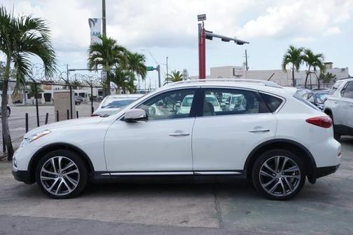 2016 INFINITI QX50 Base