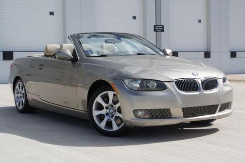 Gold 2010 BMW 335 i