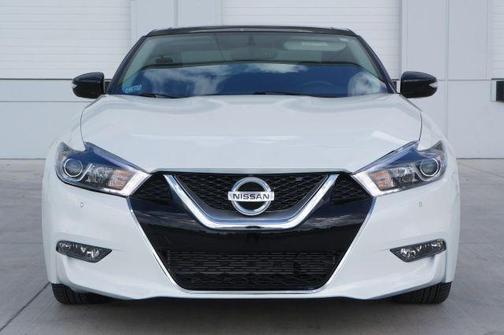 Pearl White 2016 Nissan Maxima 3.5 SL