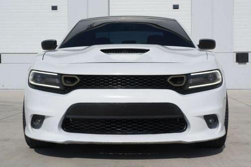White 2018 Dodge Charger R/T 392