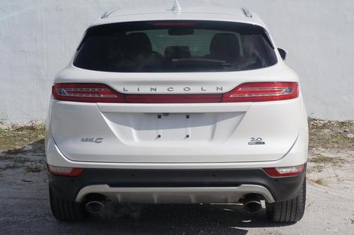 2015 Lincoln MKC Base