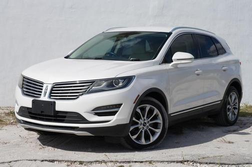 2015 Lincoln MKC Base
