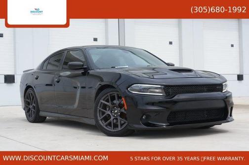 Black 2018 Dodge Charger R/T 392