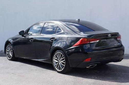 2018 Lexus IS 300 Base