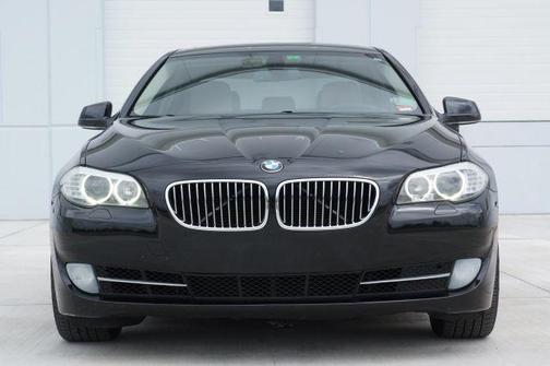 2012 BMW 528 i
