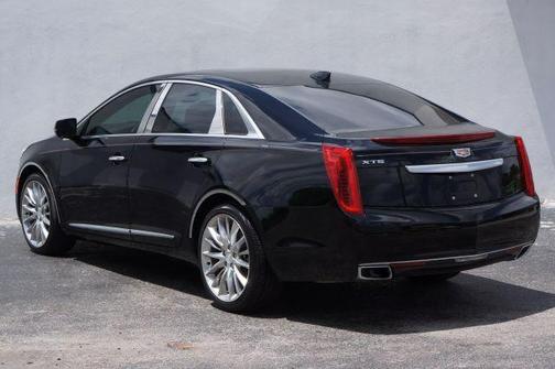 2016 Cadillac XTS Premium Collection