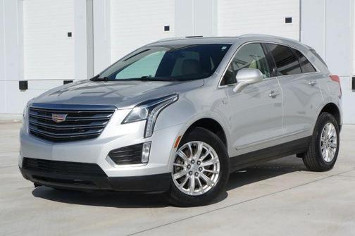 2017 Cadillac XT5 Base