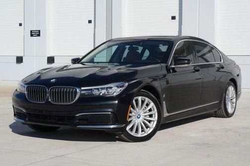2019 BMW 740e xDrive iPerformance